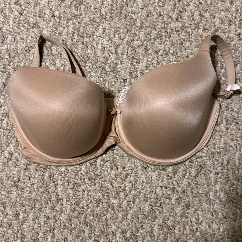 Victoria's Secret Tan Bra